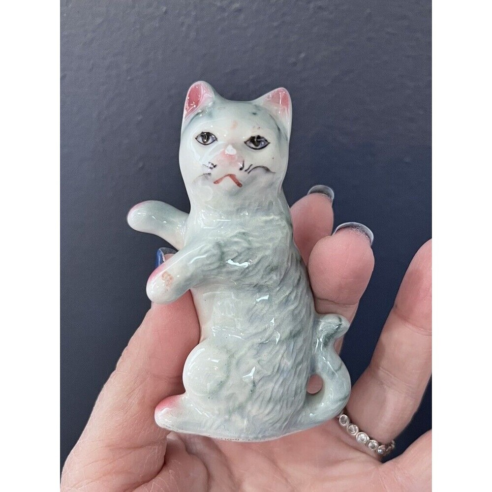 Vintage Gray Handpainted Glossy Cat Kitten Figure Figurine Playful Ceramic 3.5"